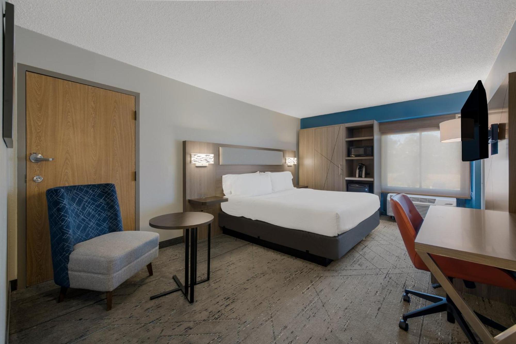 Holiday Inn Express Hotels- Hampton By Ihg Екстериор снимка