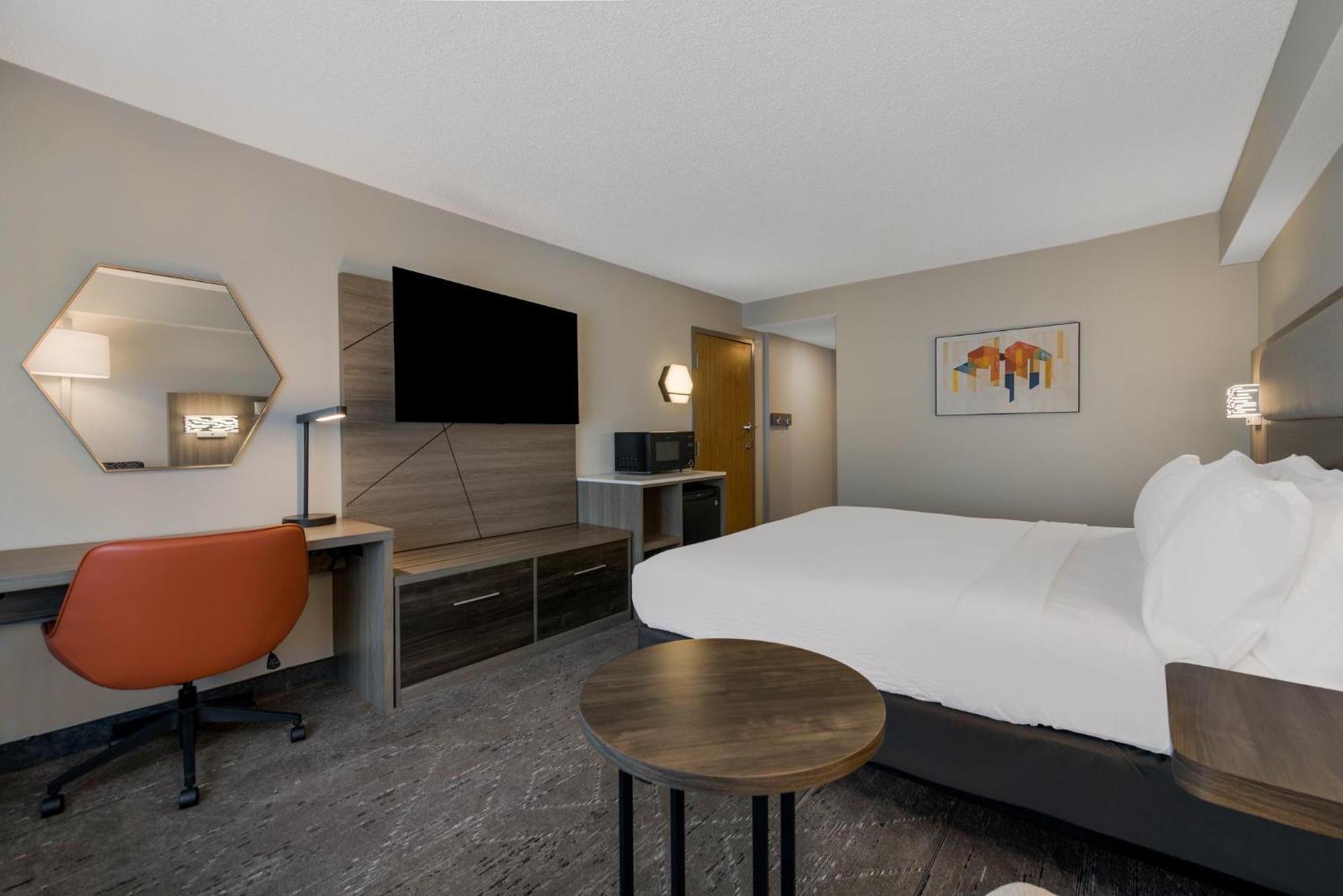Holiday Inn Express Hotels- Hampton By Ihg Екстериор снимка